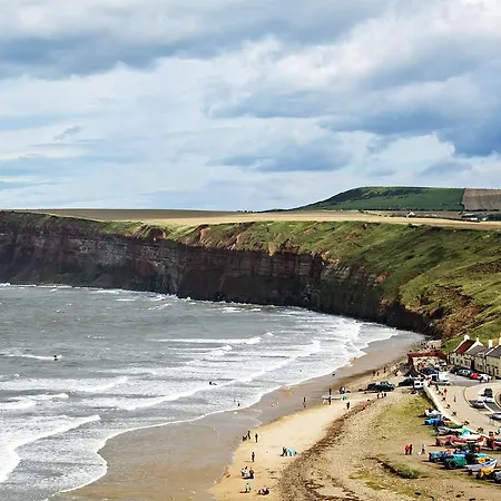 Convalescent * Saltburn-by-the-Sea